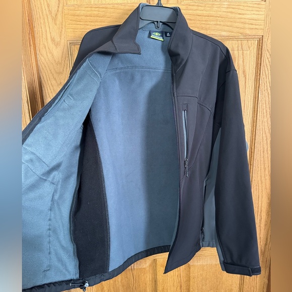 Men's Softshell Jacket - Picture 5 of 6